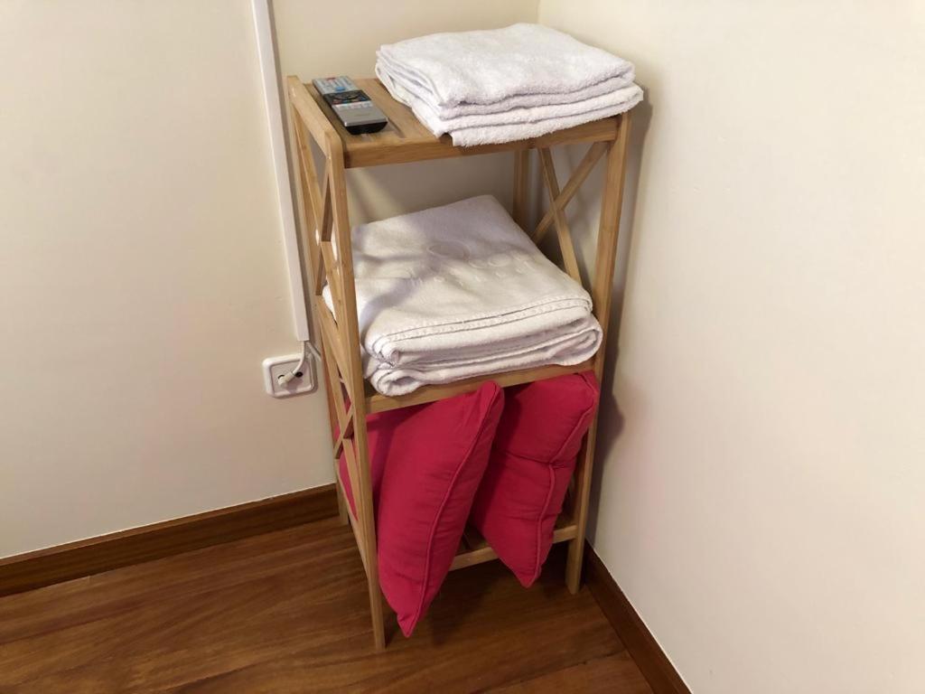Apartaments Vicus 2 Con Vistas A La Plaza Mayor De Vic Eksteriør bilde