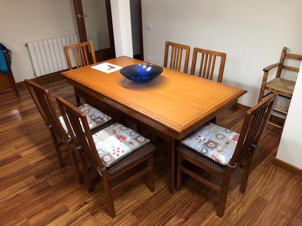 Apartaments Vicus 2 Con Vistas A La Plaza Mayor De Vic Eksteriør bilde